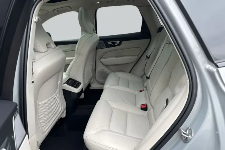 Volvo XC60 din 2024 cu 21.785 km - oferta VOL171714 - foto 16