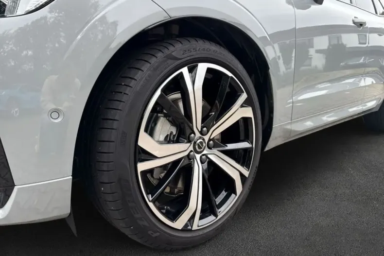 Volvo XC60 din 2024 cu 21.785 km - oferta VOL171714 - foto 23