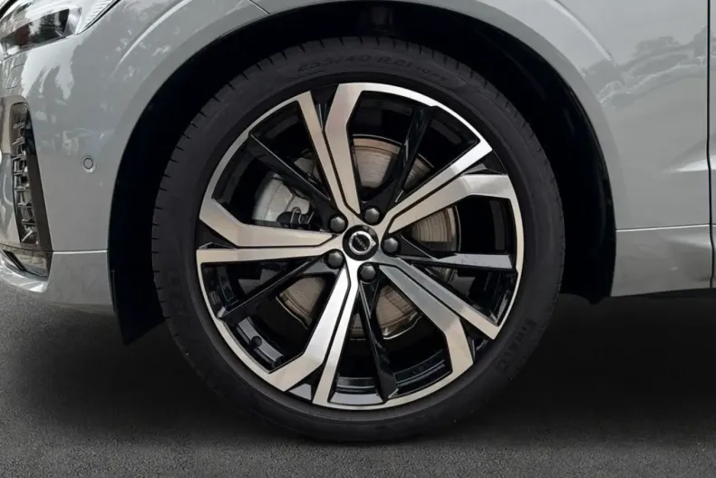 Volvo XC60 din 2024 cu 21.785 km - oferta VOL171714 - foto 24