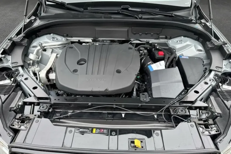 Volvo XC60 din 2024 cu 21.785 km - oferta VOL171714 - foto 25