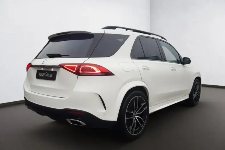 Mercedes-Benz GLE 400 din 2023 cu 49.900 km - oferta MER171716 - foto 3