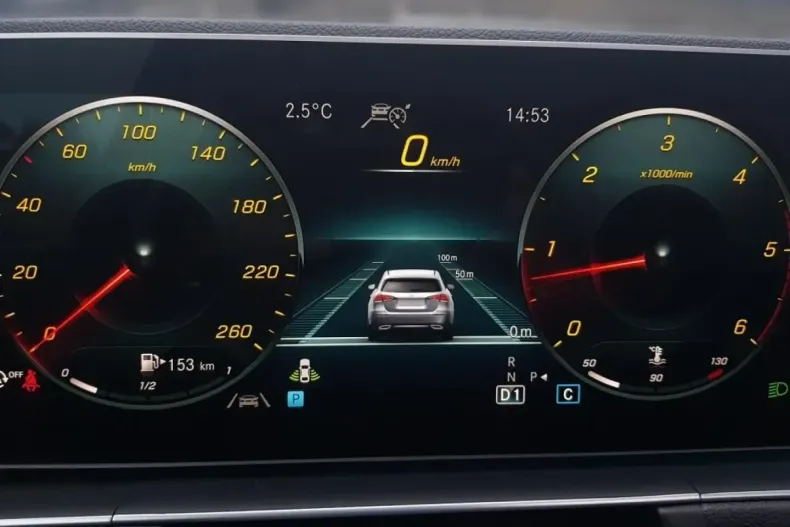 Mercedes-Benz GLE 400 din 2023 cu 49.900 km - oferta MER171716 - foto 13