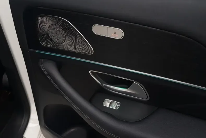 Mercedes-Benz GLE 400 din 2023 cu 49.900 km - oferta MER171716 - foto 20