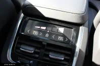 Volvo XC60 din 2024 cu 26.200 km - oferta VOL171729 - foto 8