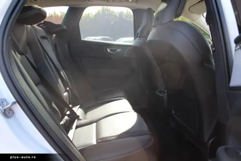 Volvo XC60 din 2024 cu 26.200 km - oferta VOL171729 - foto 15