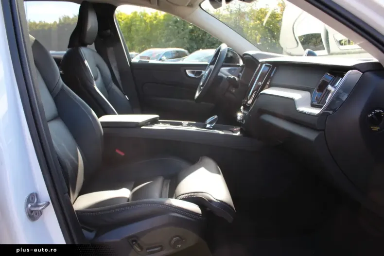 Volvo XC60 din 2024 cu 26.200 km - oferta VOL171729 - foto 18