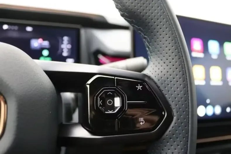 Lynk&Co 08 din 2025 cu 1.050 km - oferta LYN171733 - foto 26