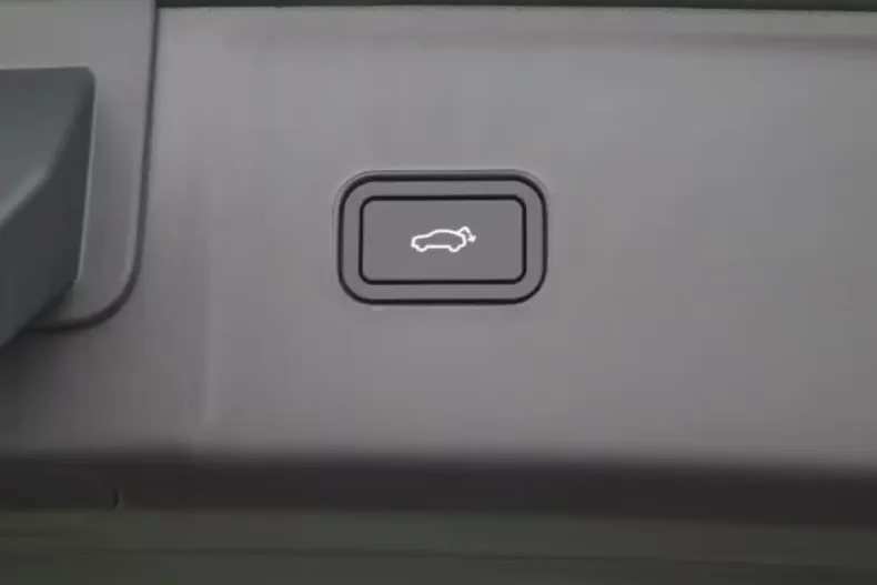 Lynk&Co 08 din 2025 cu 1.050 km - oferta LYN171733 - foto 29