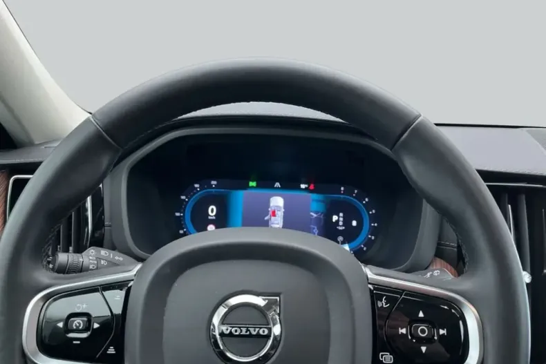 Volvo XC60 din 2023 cu 36.877 km - oferta VOL171734 - foto 18