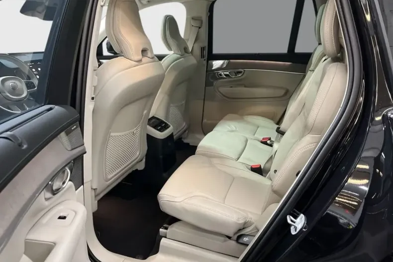 Volvo XC90 din 2025 cu 19.672 km - oferta VOL171740 - foto 10