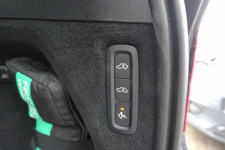 Volvo XC90 din 2025 cu 23.999 km - oferta VOL171742 - foto 11