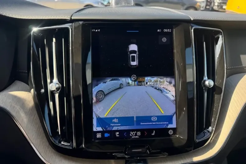 Volvo XC60 din 2021 cu 75.350 km - oferta VOL171746 - foto 18