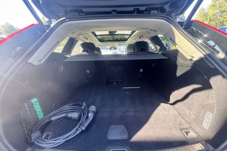 Volvo XC60 din 2021 cu 75.350 km - oferta VOL171746 - foto 20