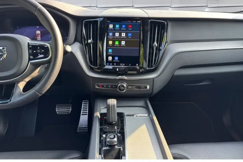 Volvo XC60 din 2022 cu 72.399 km - oferta VOL171747 - foto 9