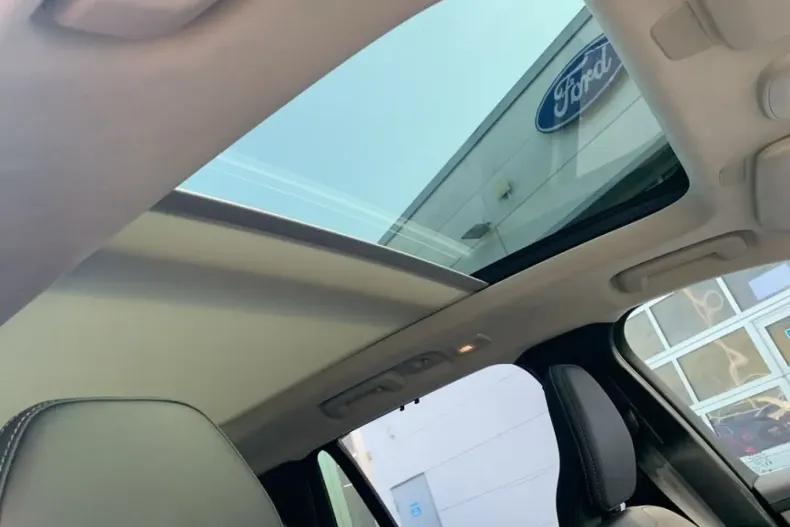 Volvo XC90 din 2025 cu 21.042 km - oferta VOL171748 - foto 14