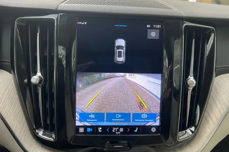 Volvo XC60 din 2021 cu 62.485 km - oferta VOL171753 - foto 22