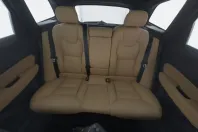 Volvo XC60 din 2022 cu 67.591 km - oferta VOL171756 - foto 9