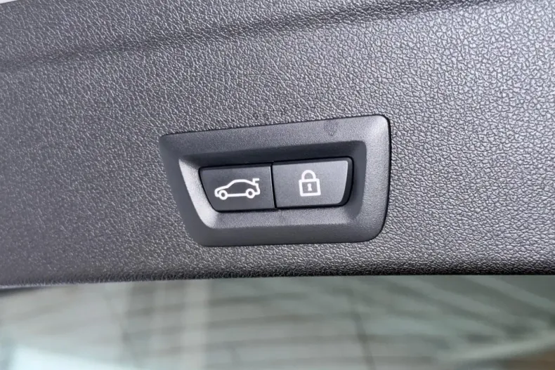 BMW X6 din 2022 cu 65.588 km - oferta BMW171757 - foto 17