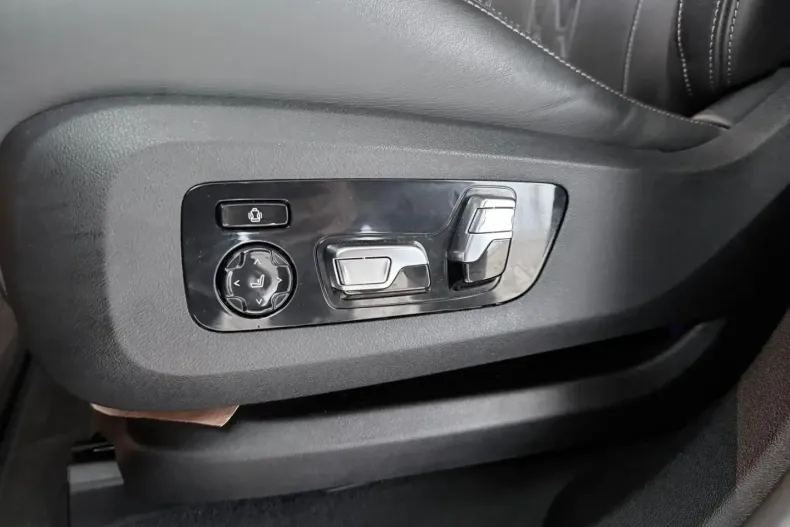 BMW X6 din 2022 cu 65.588 km - oferta BMW171757 - foto 23