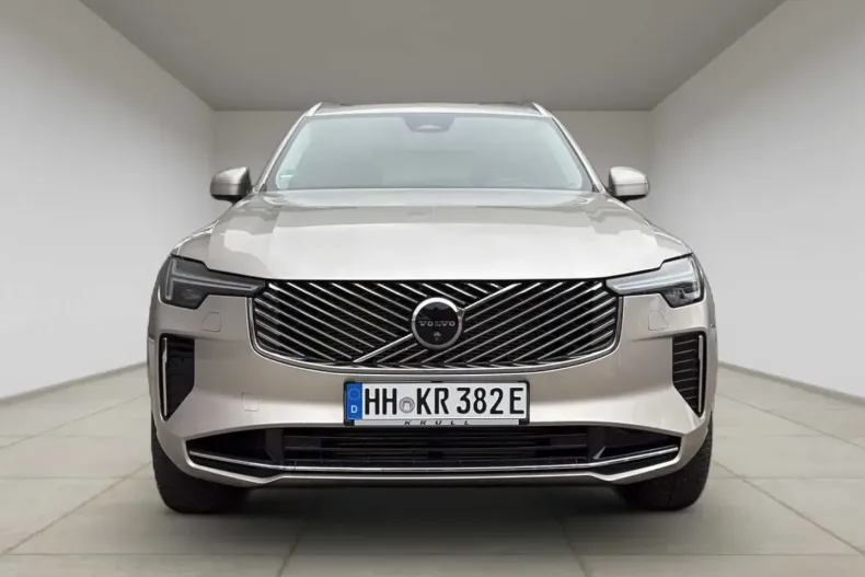 Volvo XC90 din 2025 cu 24.500 km - oferta VOL171760 - foto 2