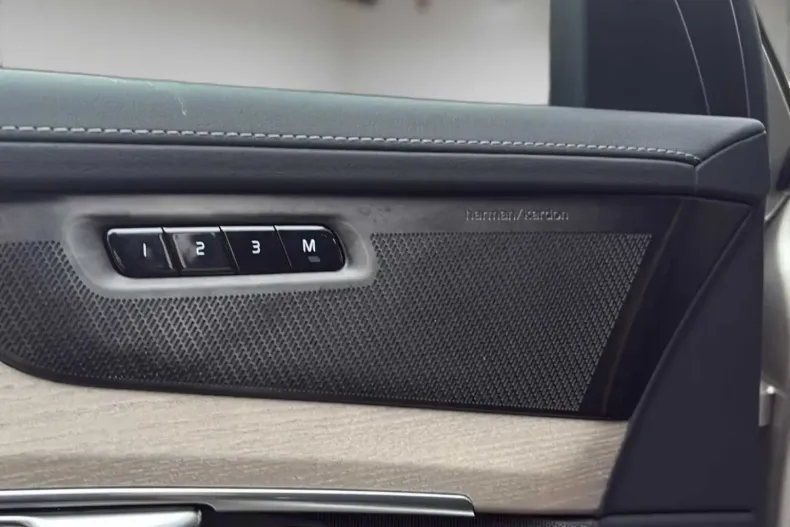 Volvo XC90 din 2025 cu 24.500 km - oferta VOL171760 - foto 10