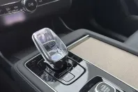 Volvo XC90 din 2025 cu 24.500 km - oferta VOL171760 - foto 12