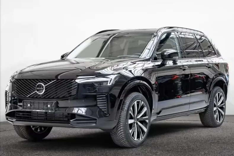 Volvo XC90 din 2025 cu 25.000 km - oferta VOL171763 - foto 1