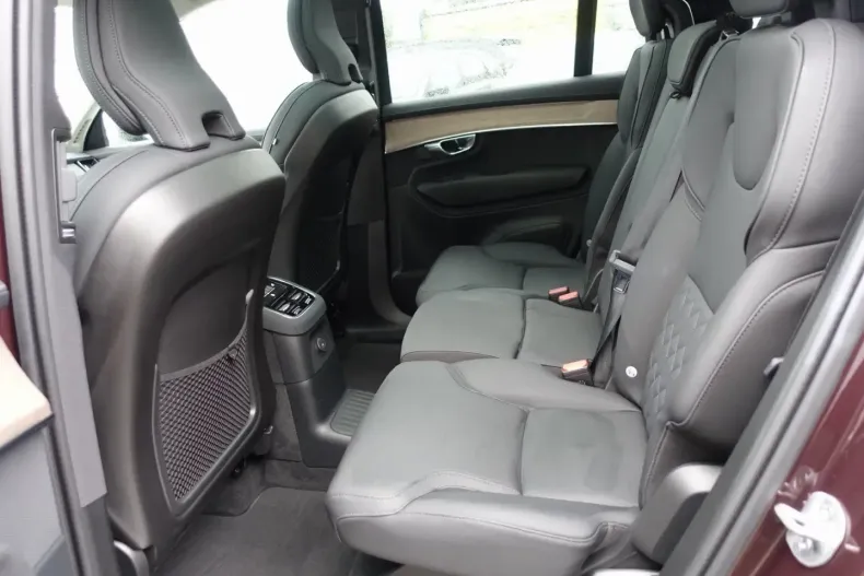 Volvo XC90 din 2025 cu 25.771 km - oferta VOL171767 - foto 12