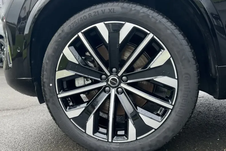 Volvo XC90 din 2025 cu 14.490 km - oferta VOL171768 - foto 8