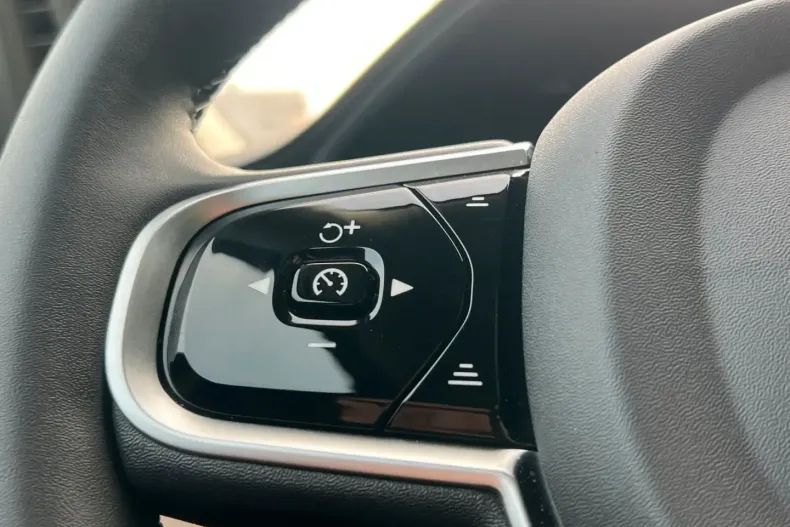 Volvo XC90 din 2025 cu 14.490 km - oferta VOL171768 - foto 20