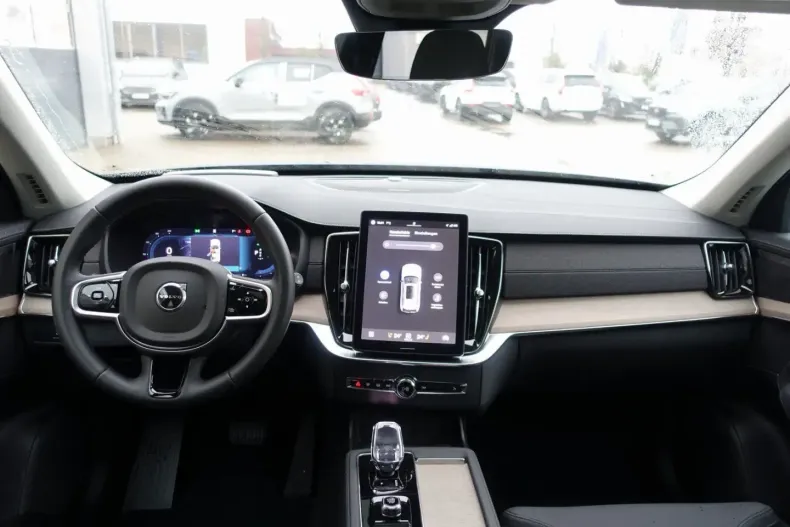 Volvo XC90 din 2025 cu 32.150 km - oferta VOL171771 - foto 13