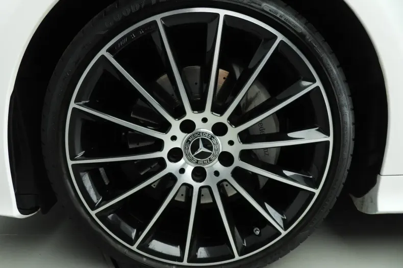 Mercedes-Benz E 200 din 2021 cu 37.000 km - oferta MER171774 - foto 12