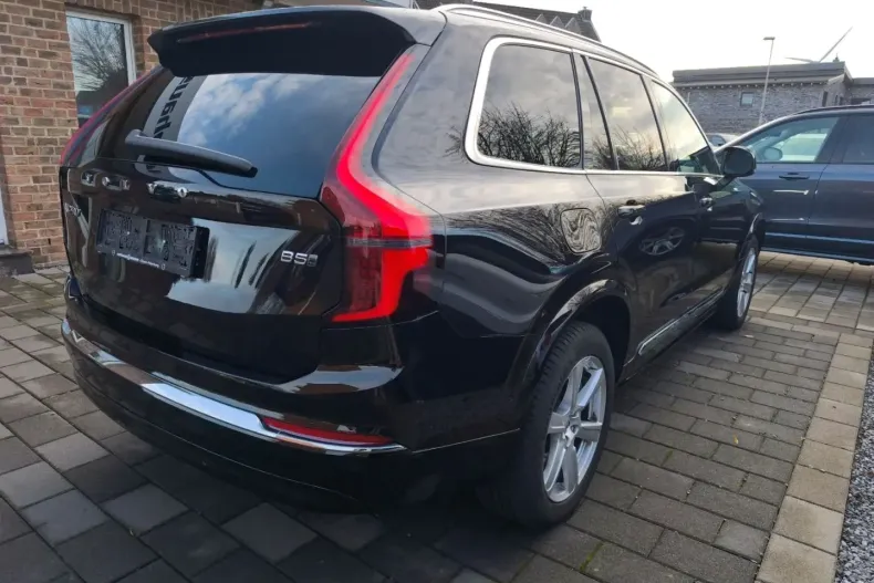 Volvo XC90 din 2025 cu 25.220 km - oferta VOL171782 - foto 6