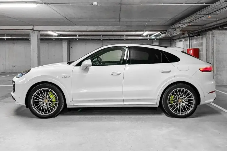 Porsche Cayenne din 2023 cu 32.000 km - oferta POR171786 - foto 2