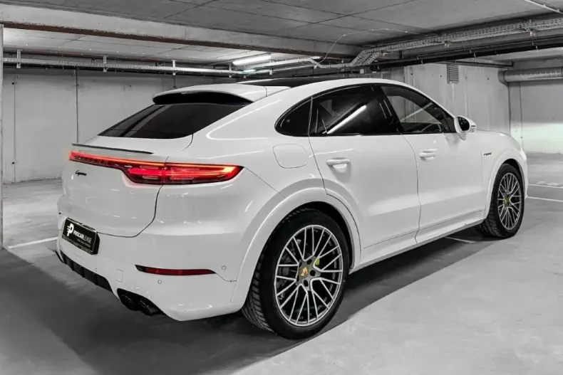 Porsche Cayenne din 2023 cu 32.000 km - oferta POR171786 - foto 7