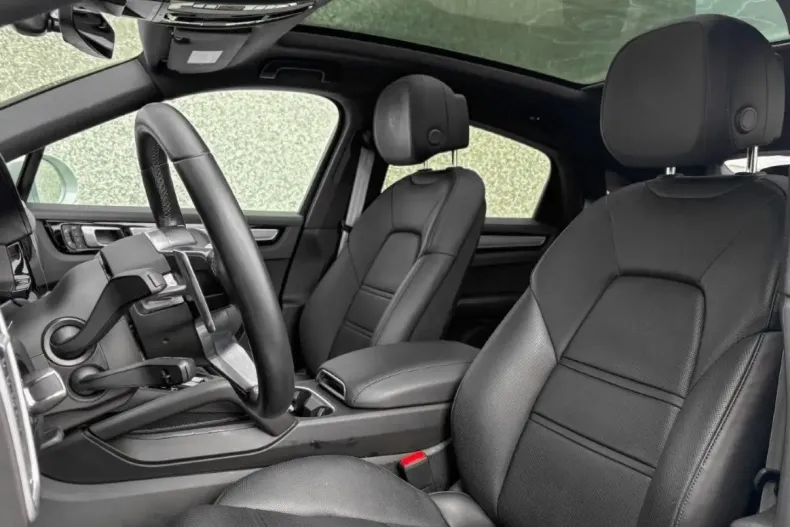 Porsche Cayenne din 2023 cu 32.000 km - oferta POR171786 - foto 9