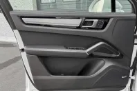 Porsche Cayenne din 2023 cu 32.000 km - oferta POR171786 - foto 16