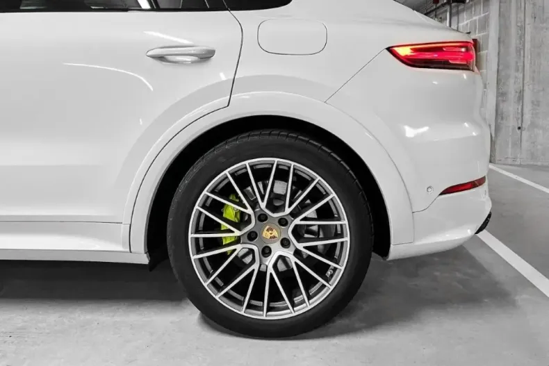 Porsche Cayenne din 2023 cu 32.000 km - oferta POR171786 - foto 21