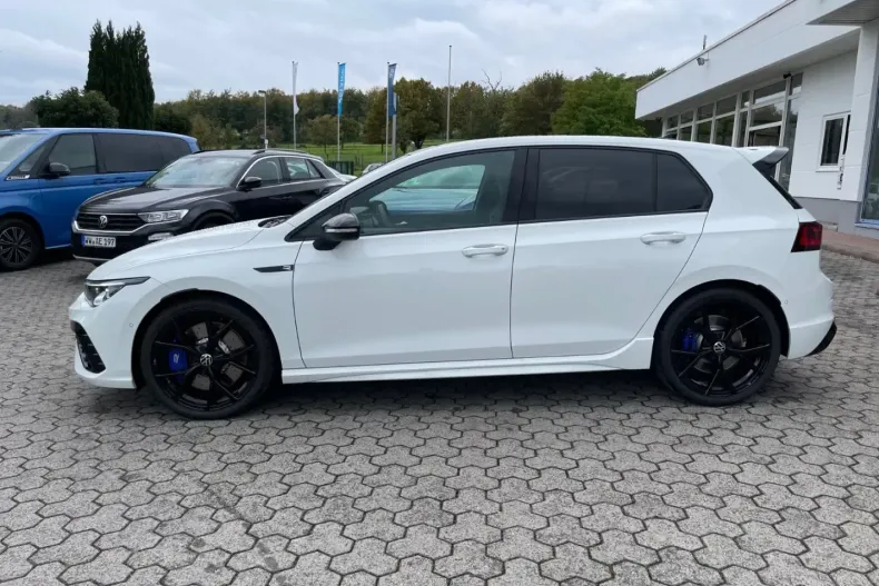 Volkswagen Golf din 2023 cu 14.900 km - oferta VOL171793 - foto 3
