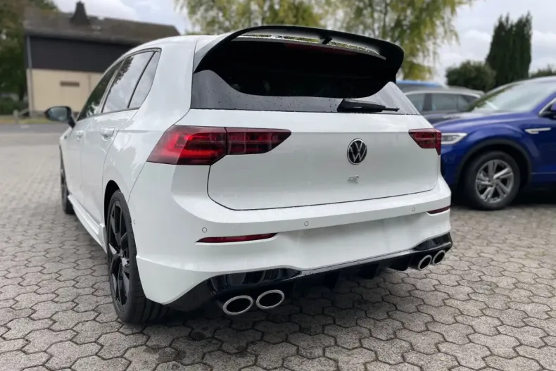 Volkswagen Golf din 2023 cu 14.900 km - oferta VOL171793 - foto 4