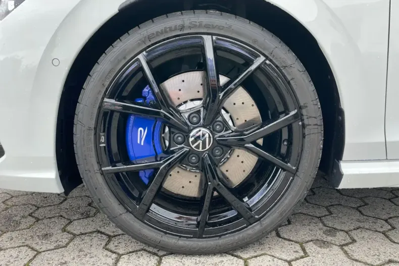 Volkswagen Golf din 2023 cu 14.900 km - oferta VOL171793 - foto 7