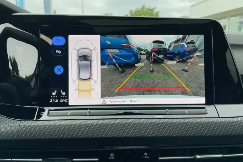 Volkswagen Golf din 2023 cu 14.900 km - oferta VOL171793 - foto 14