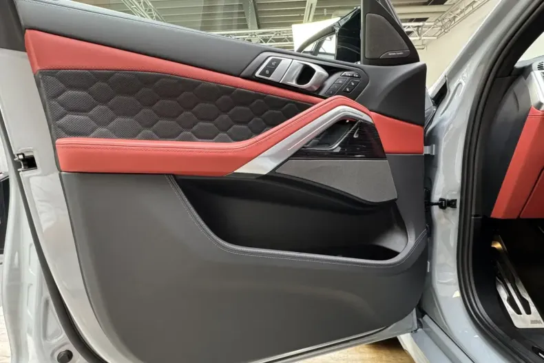 BMW X6 M din 2024 cu 24.989 km - oferta BMW171795 - foto 16