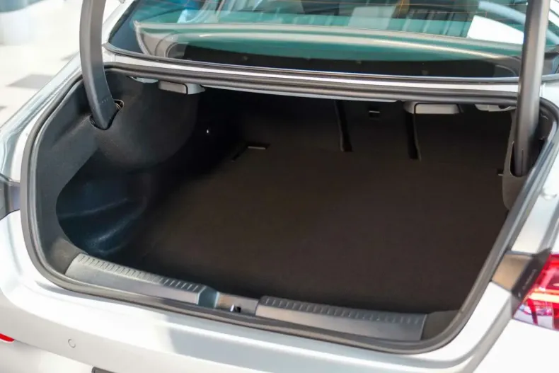 Mercedes-Benz CLA 220 din 2023 cu 12.588 km - oferta MER171800 - foto 7