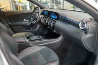 Mercedes-Benz CLA 220 din 2023 cu 12.588 km - oferta MER171800 - foto 9