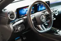 Mercedes-Benz CLA 220 din 2023 cu 12.588 km - oferta MER171800 - foto 15