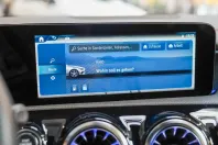 Mercedes-Benz CLA 220 din 2023 cu 12.588 km - oferta MER171800 - foto 19