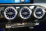 Mercedes-Benz CLA 220 din 2023 cu 12.588 km - oferta MER171800 - foto 22