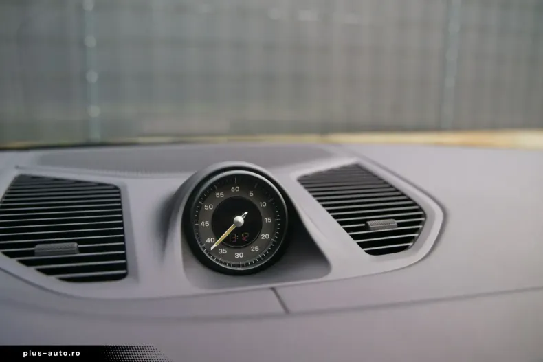 Porsche Cayenne din 2024 cu 2.999 km - oferta POR171803 - foto 30