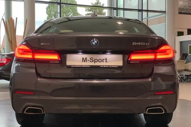 BMW 545 din 2022 cu 71.126 km - oferta BMW171805 - foto 5